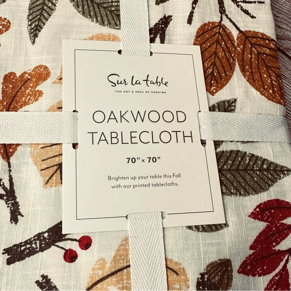 NWT Sur La Table Oakwood Tablecloth 70 x 70